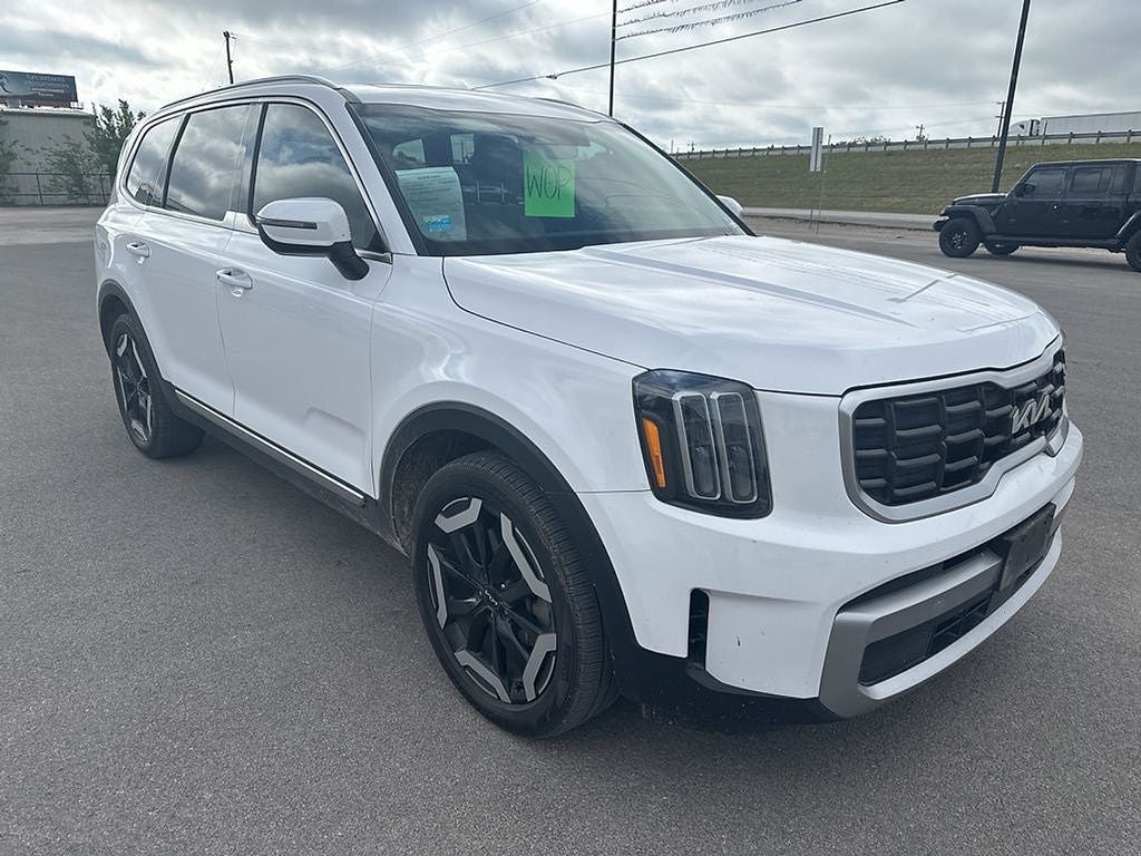2023 Kia Telluride S