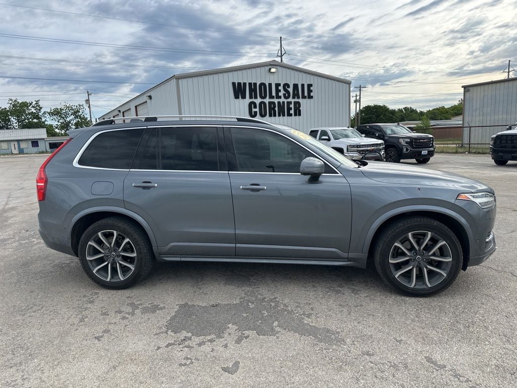2019 Volvo XC90 T6 Momentum