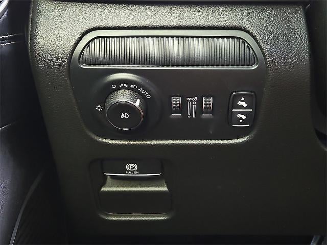 2024 Jeep Wagoneer BASE