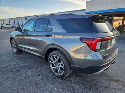 2025 Ford Explorer Platinum