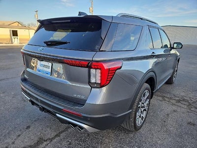 2025 Ford Explorer Platinum
