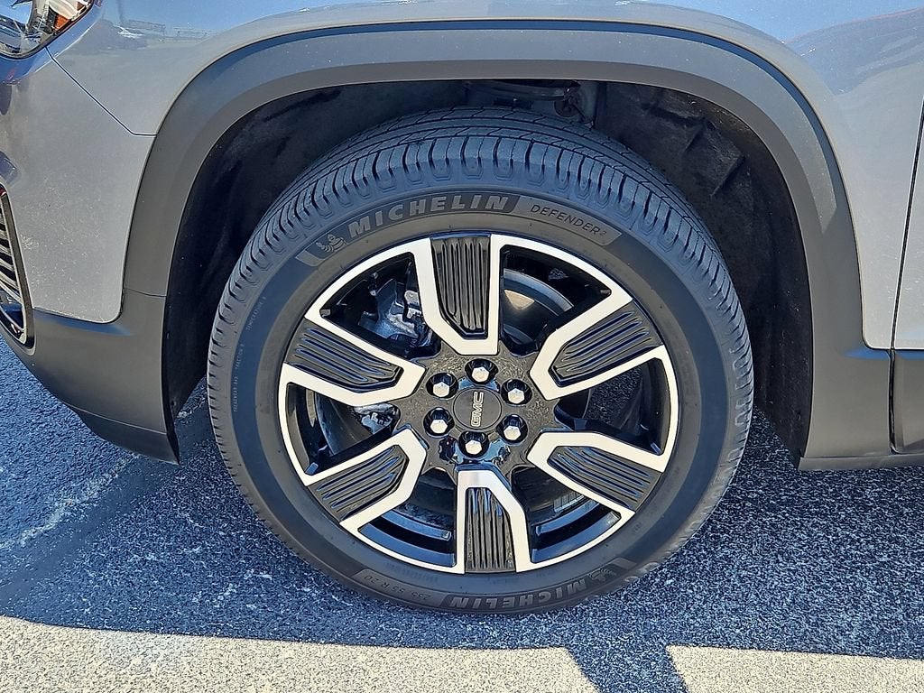 2021 GMC Acadia SLT