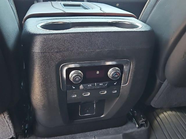 2024 GMC Yukon XL Denali Ultimate