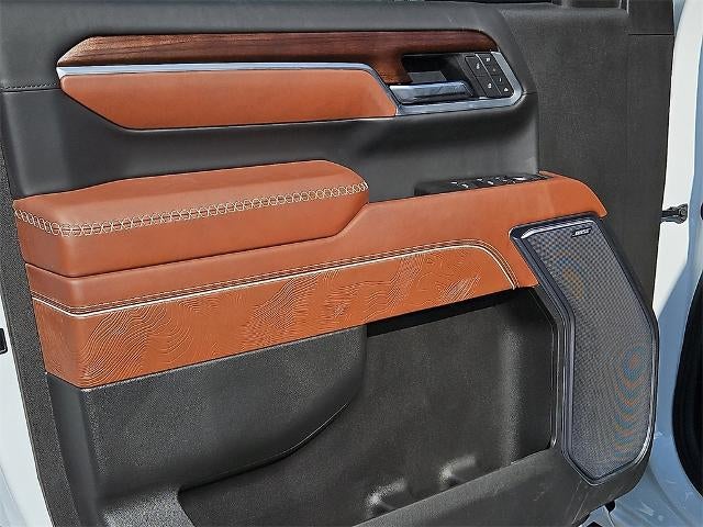 2025 GMC Sierra 3500 HD Denali Ultimate