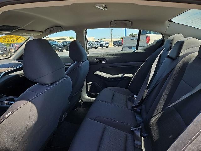 2025 Nissan Altima SV - Photo 17