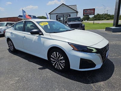 2025 Nissan Altima SV