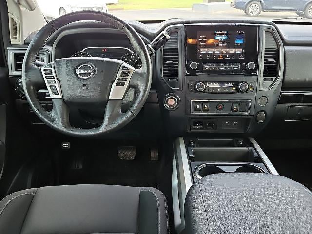 2023 Nissan Titan SV
