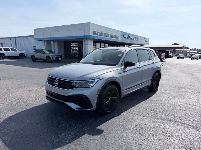2023 Volkswagen Tiguan SE R-Line Black