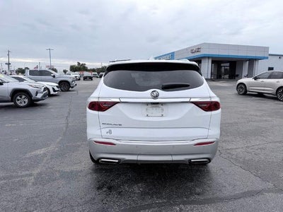 2022 Buick Enclave Essence