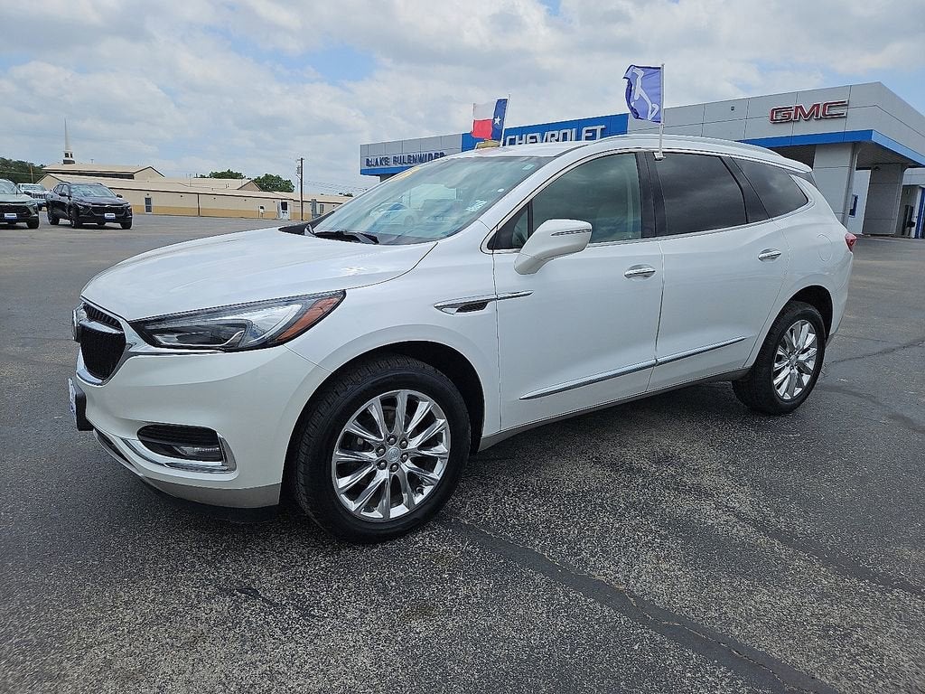 2020 Buick Enclave Essence