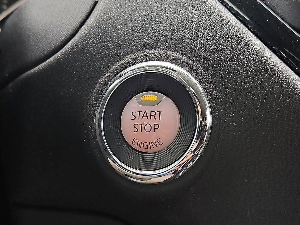 2018 Nissan Pathfinder SV