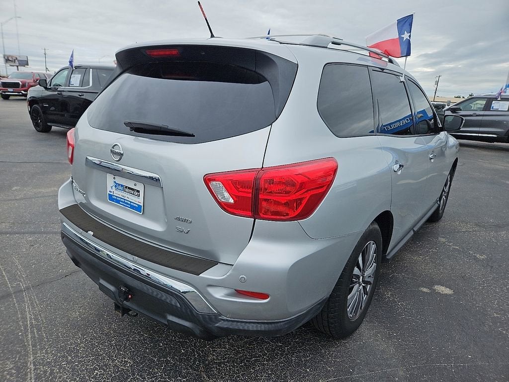 2018 Nissan Pathfinder SV
