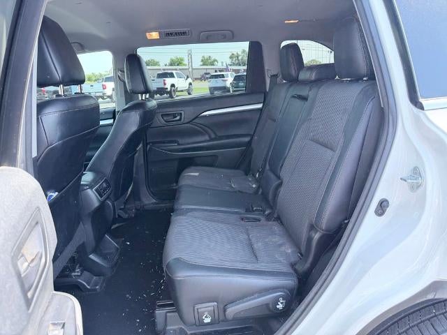 2017 Toyota Highlander LE