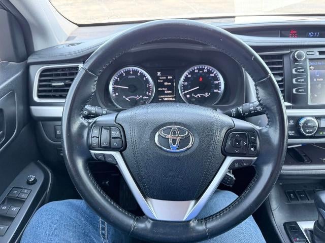 2017 Toyota Highlander LE