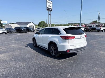 2017 Toyota Highlander LE