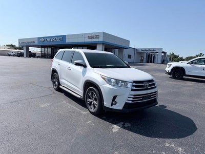 2017 Toyota Highlander LE