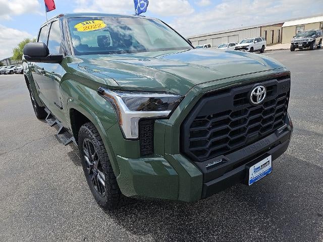 2022 Toyota Tundra 4WD SR5