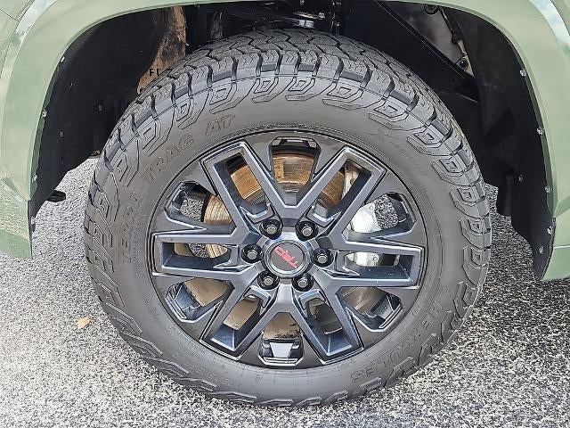 2022 Toyota Tundra 4WD SR5