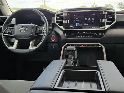 2022 Toyota Tundra 4WD SR5