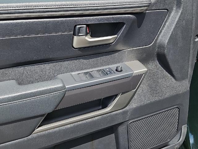 2022 Toyota Tundra 4WD SR5