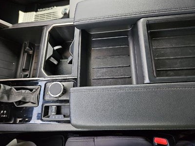 2022 Toyota Tundra 4WD SR5