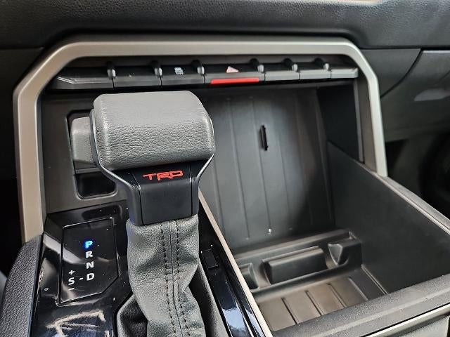2022 Toyota Tundra 4WD SR5