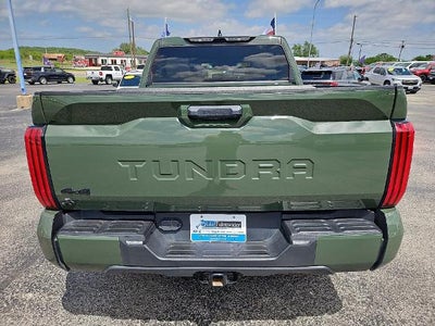 2022 Toyota Tundra 4WD SR5
