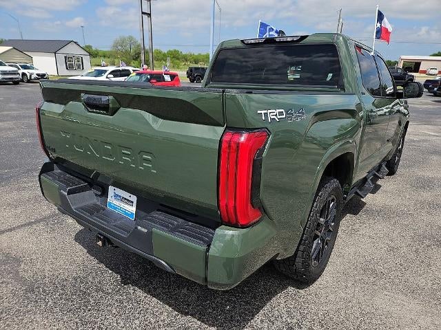 2022 Toyota Tundra 4WD SR5