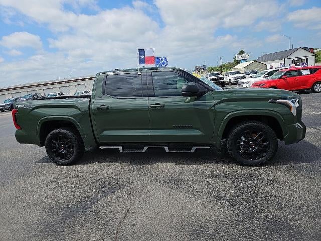 2022 Toyota Tundra 4WD SR5