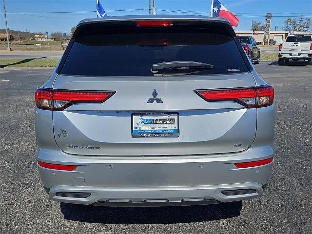 2022 Mitsubishi Outlander SE