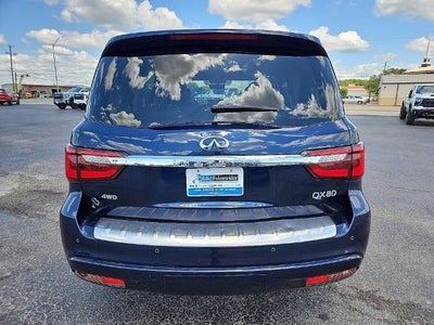 2024 INFINITI QX80 LUXE