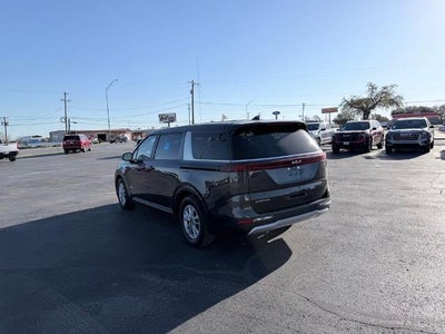 2024 Kia Carnival LX