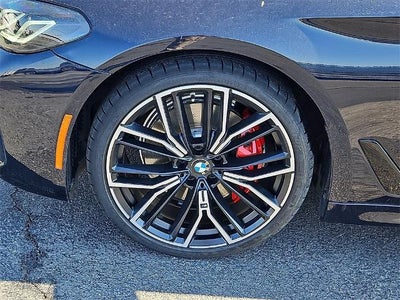 2023 BMW 5 Series 530i