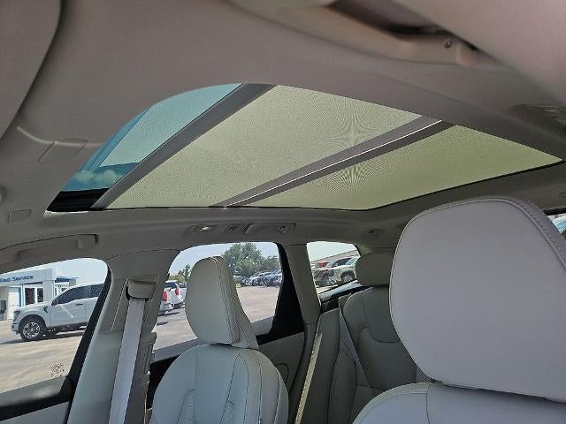 2026 Volvo XC60 Ultra